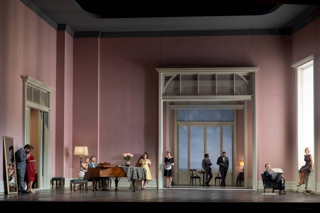 La Rondine.