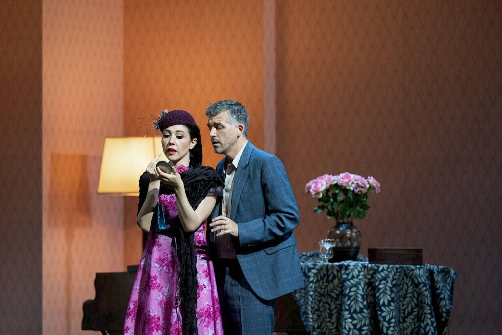 La Rondine.
