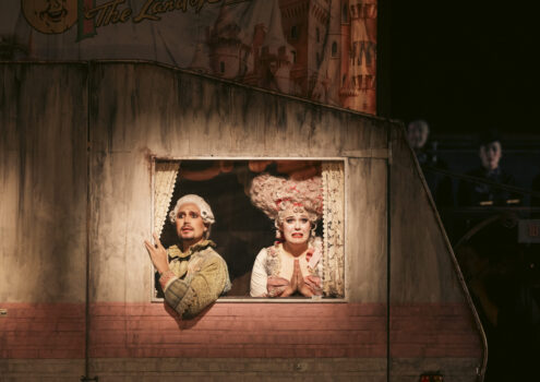 CANDIDE ©Charlie Kinross